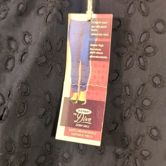 Old Navy Diva Navy eyelet Pants Size 14 New with tags - Picture 4 of 16